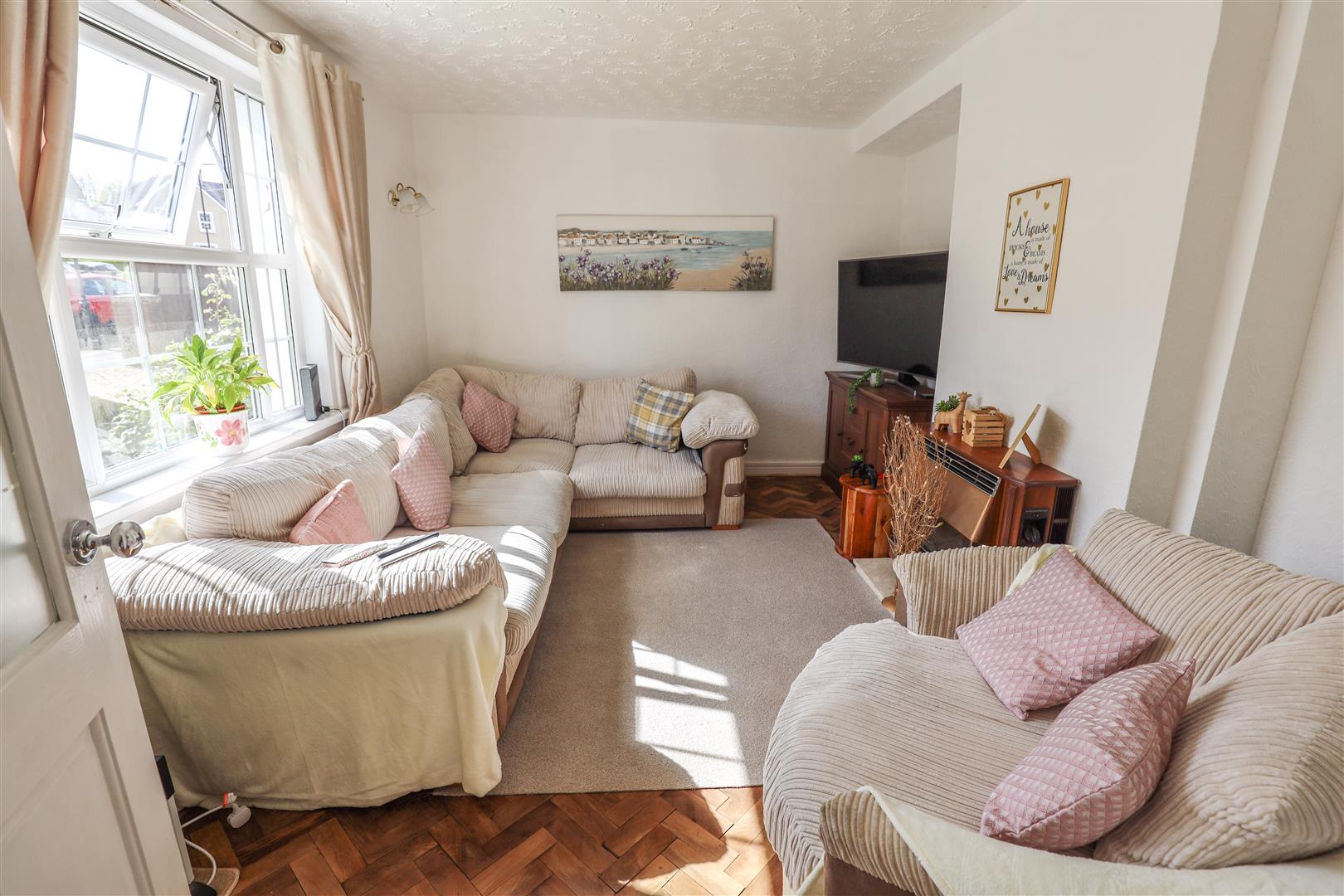 36 Borough Close, Cowbridge, Vale Of Glamorgan, CF71 7BN